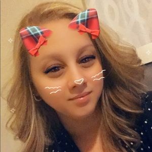 Meet your Posher, Yadira